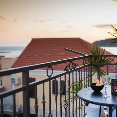 Apartments Frenkie Komiza Exterior photo